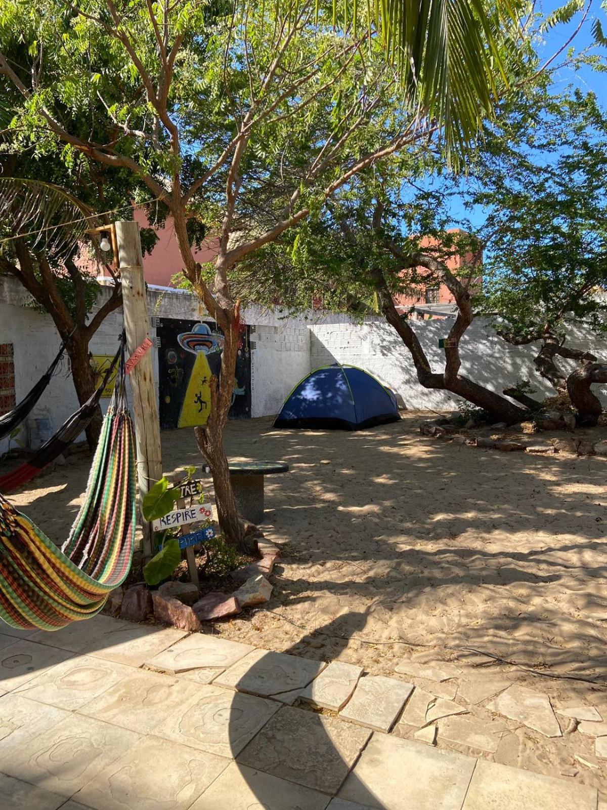 Canoa Roots Hostel & Camping Canoa Quebrada Exterior photo